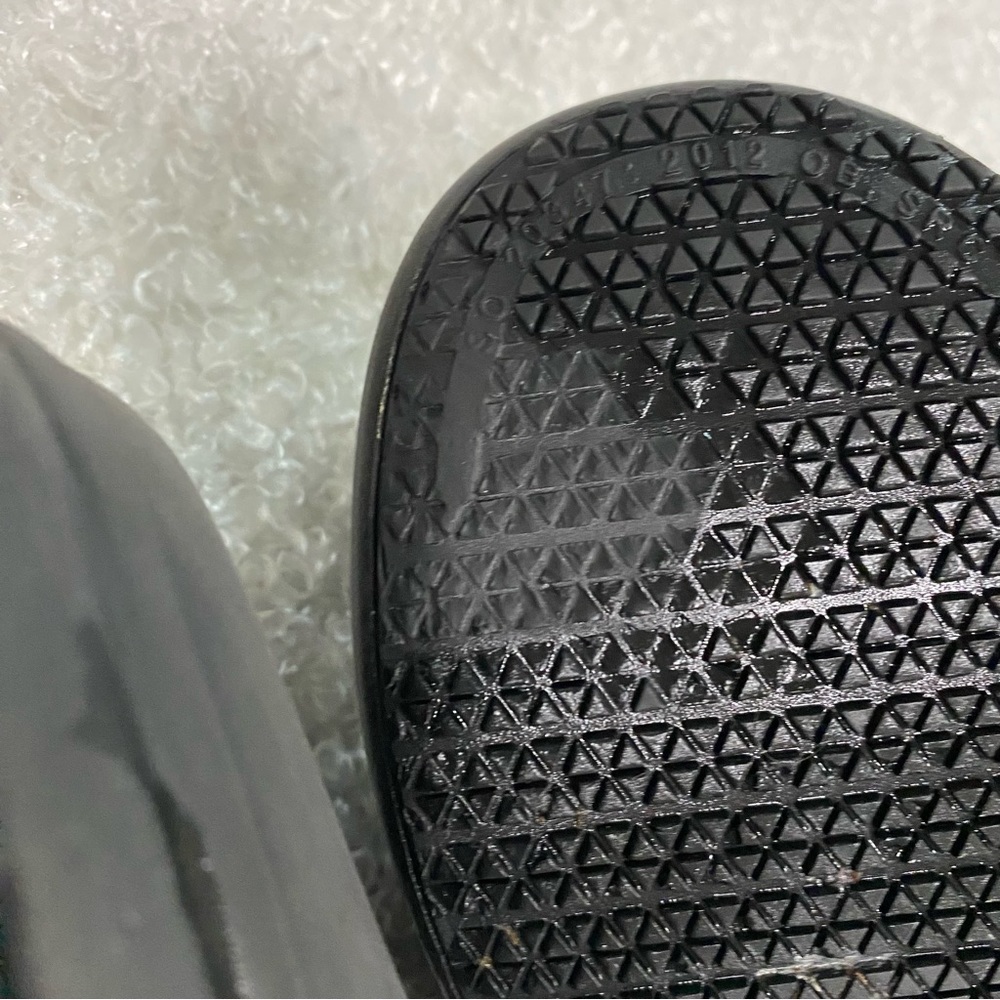 CROCS Ladies Size 8 Matte Black Neria Pro Clogs - Picture 9 of 11